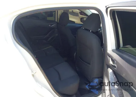 2018 Mazda Mazda3 Sport из США, поврежденный, VIN 3MZBN1U70JM249689